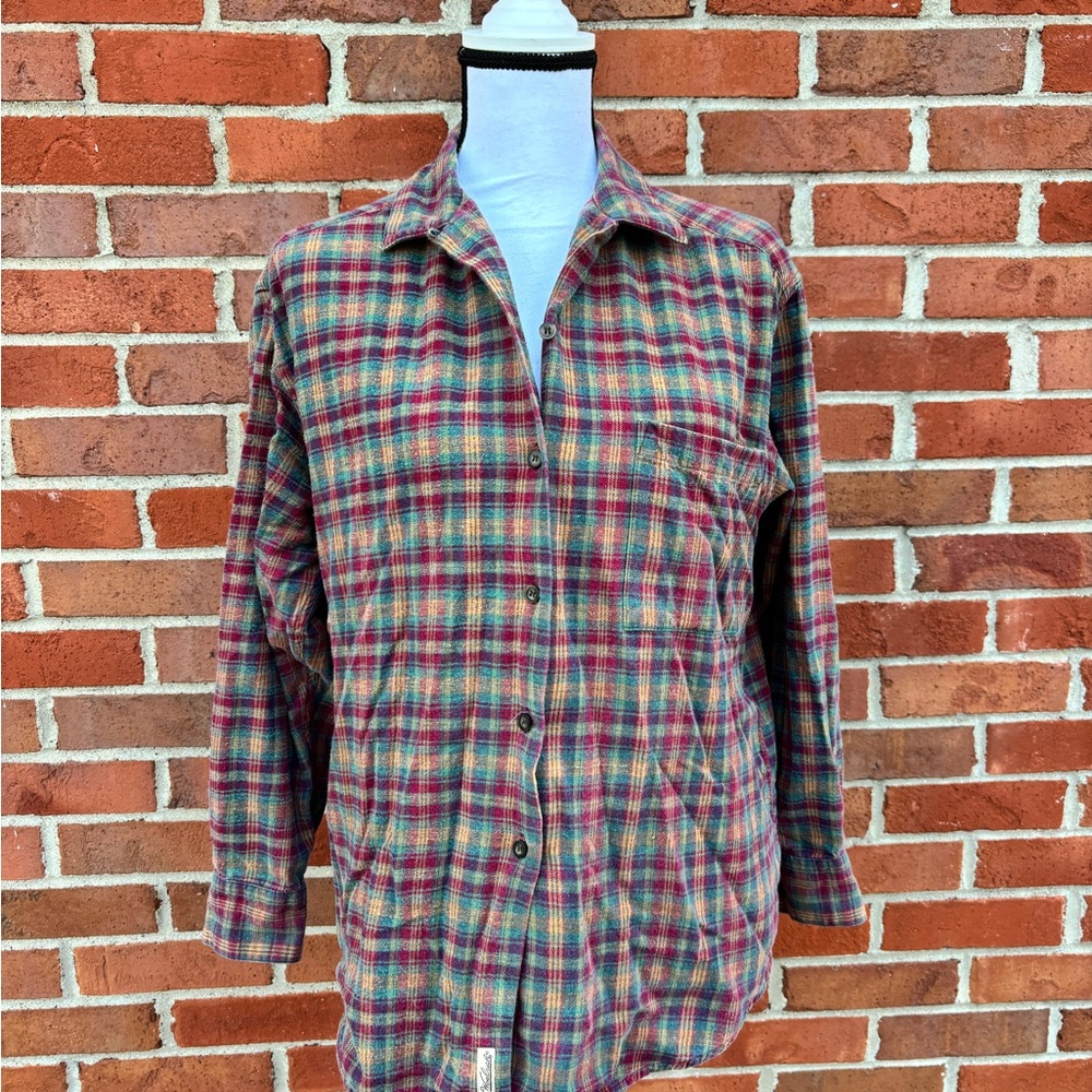 Vintage Woolrich Red & Green Plaid Button-Up Shirt Womens Medium 100% Cotton